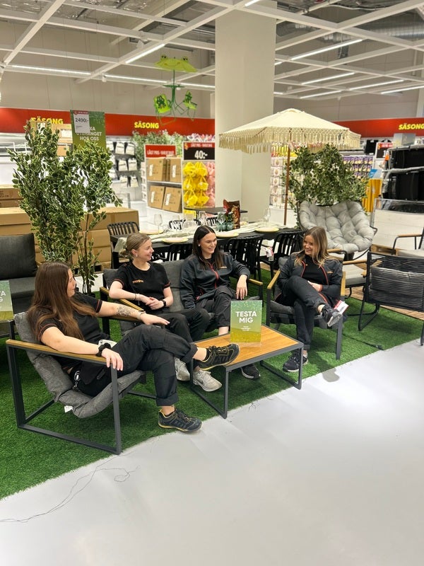 Dollarstore välkomnar dig ut!